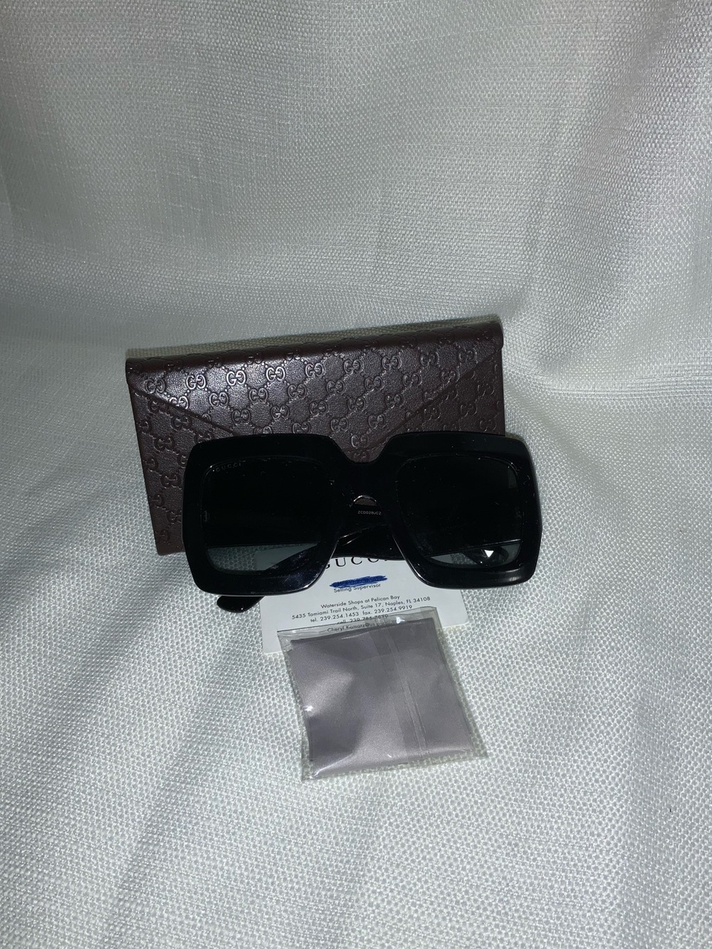 Gucci Women's Sunglasses. GG0053SN 54[]25 140 M. Italy. Information included - Picture 4 of 9